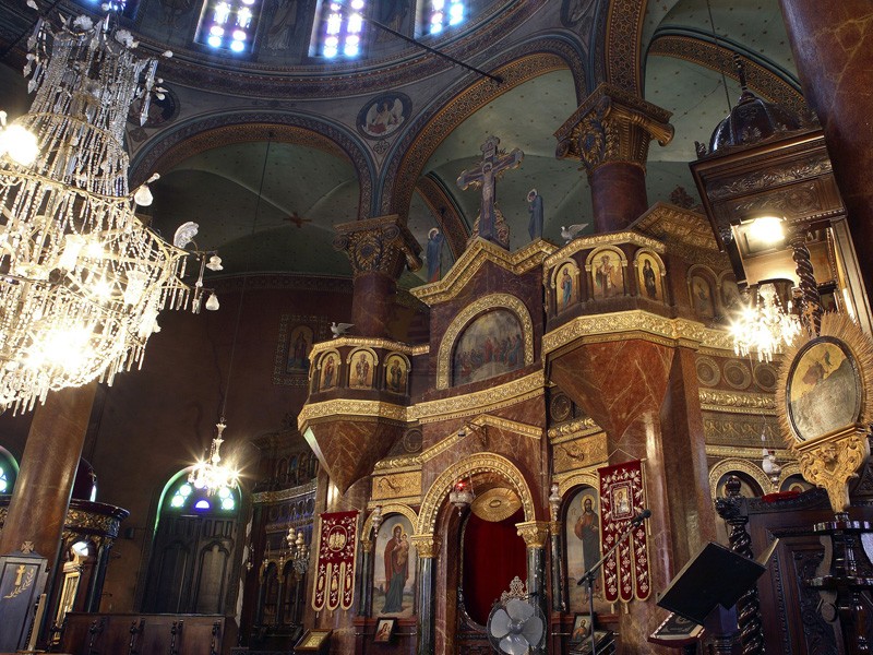 Interno della Chiesa Sospesa